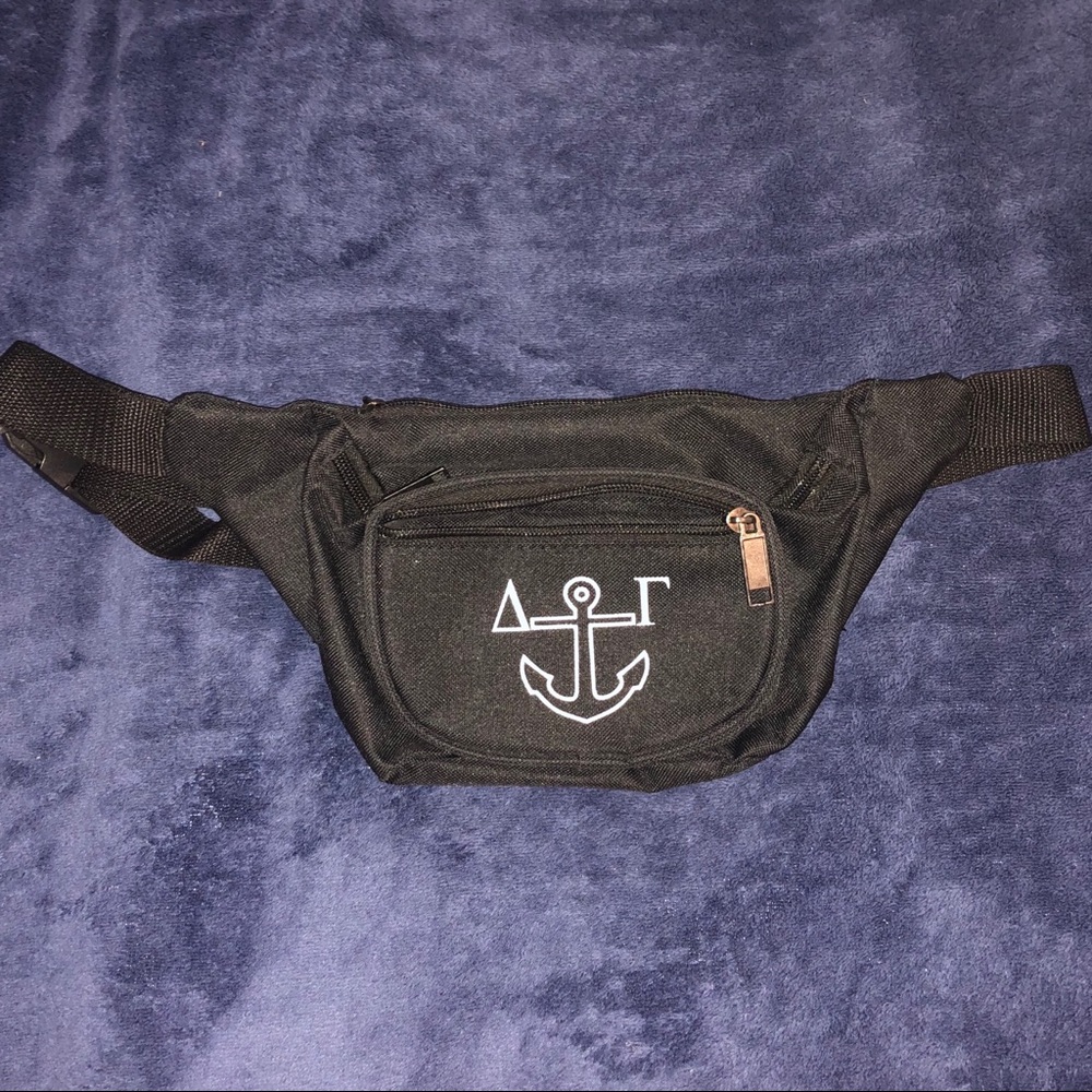 Delta gamma Fannypack